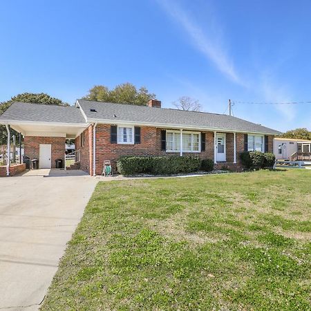 Spacious Home With Waterfront View-Welcome Pets Sneads Ferry Luaran gambar