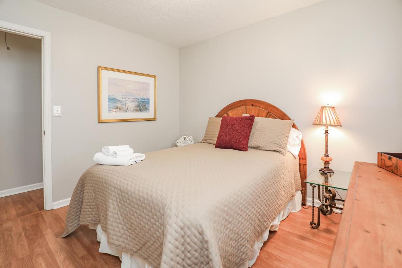 Spacious Home With Waterfront View-Welcome Pets Sneads Ferry Luaran gambar