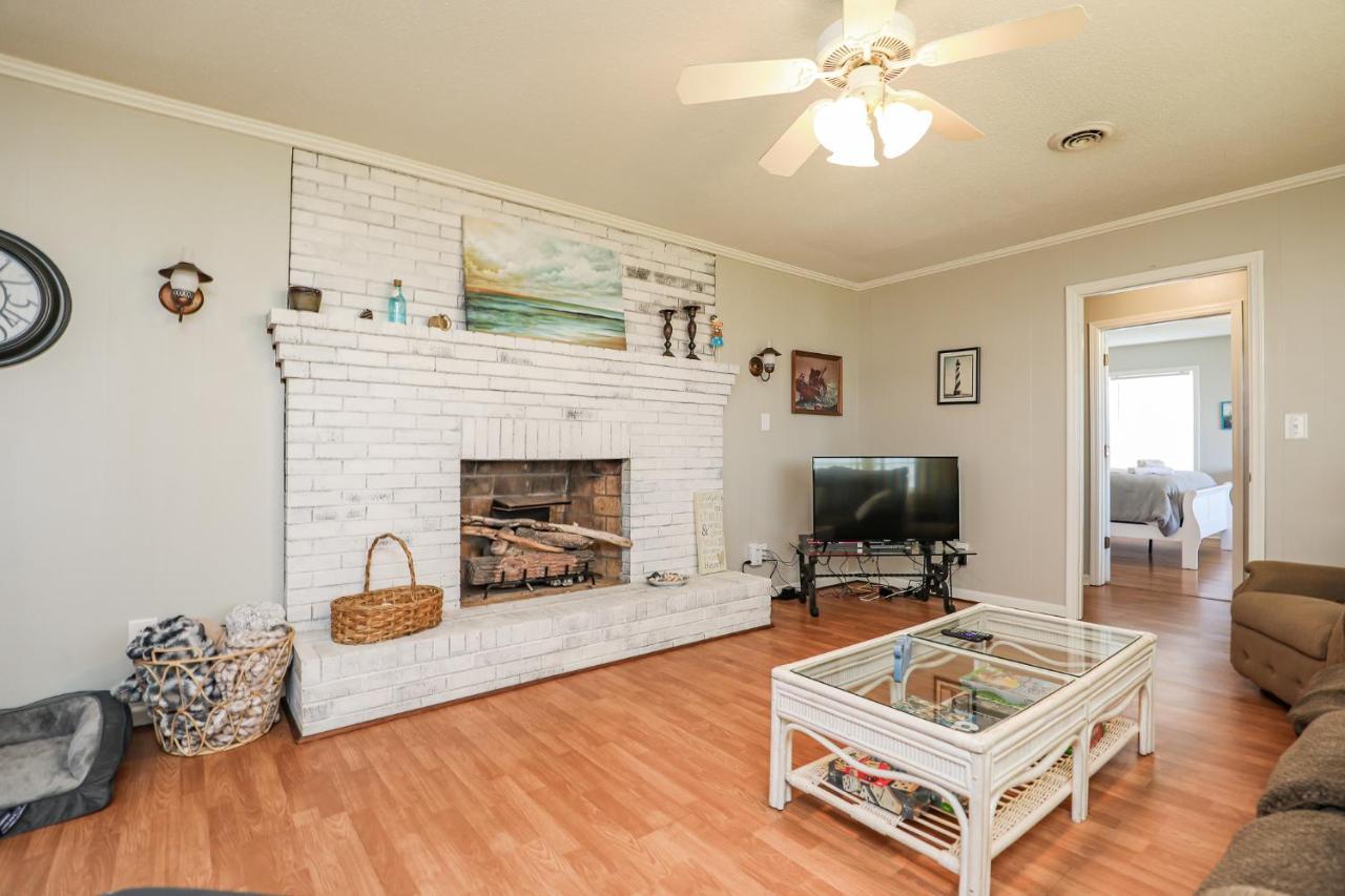 Spacious Home With Waterfront View-Welcome Pets Sneads Ferry Luaran gambar