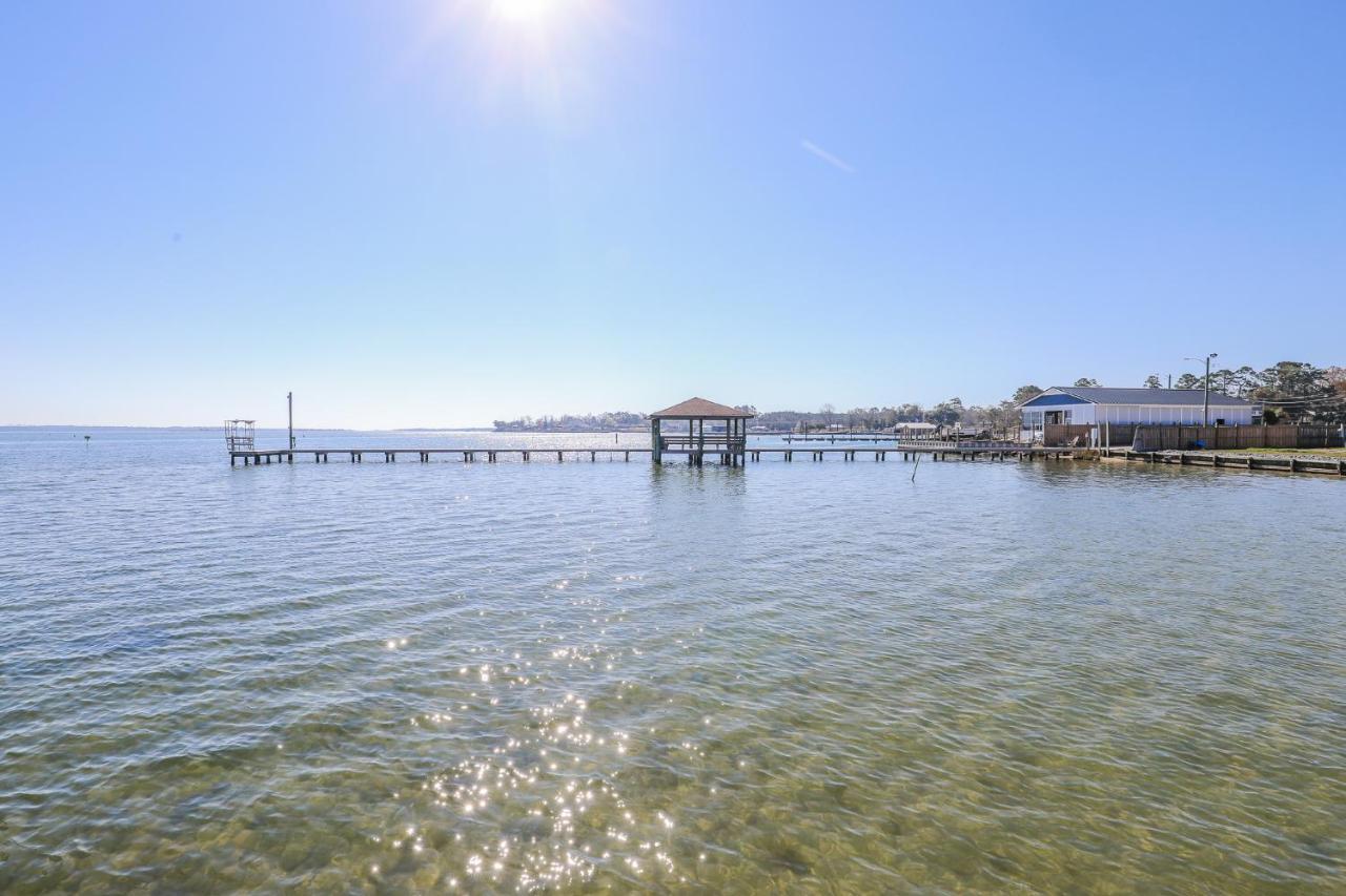 Spacious Home With Waterfront View-Welcome Pets Sneads Ferry Luaran gambar